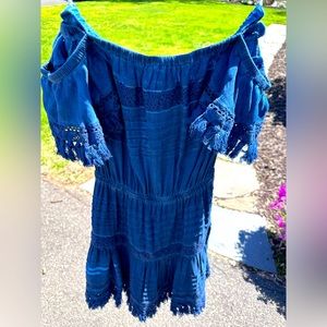 Off The Shoulder Mini Dress. XS